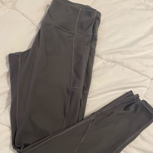 XL grey workout full length leggings with pockets on both sides